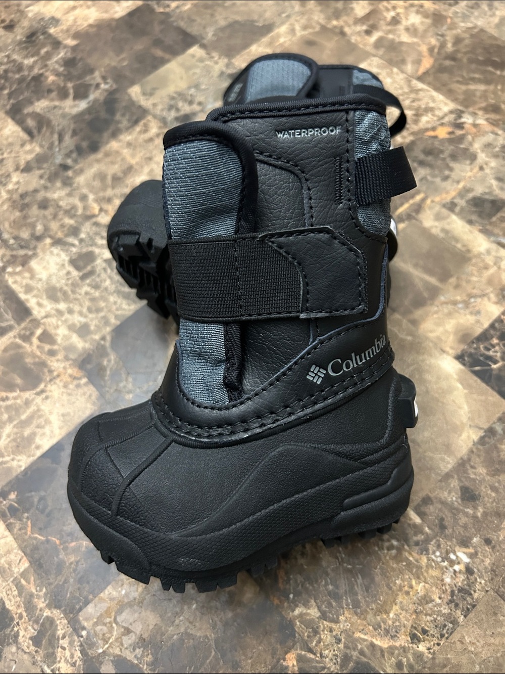 NWT 🆕 Columbia Kids’ Snow Winter Waterproof Boots size 4